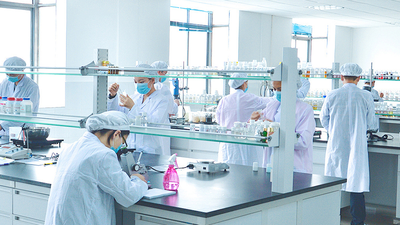 Contact lens quality inspection workstation